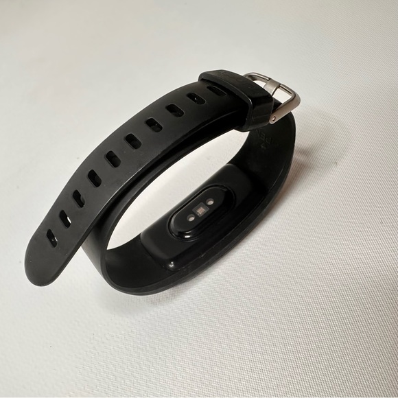Fitbit Alta Activity Health Fitness Watch Black Thin Band - Picture 3 of 6